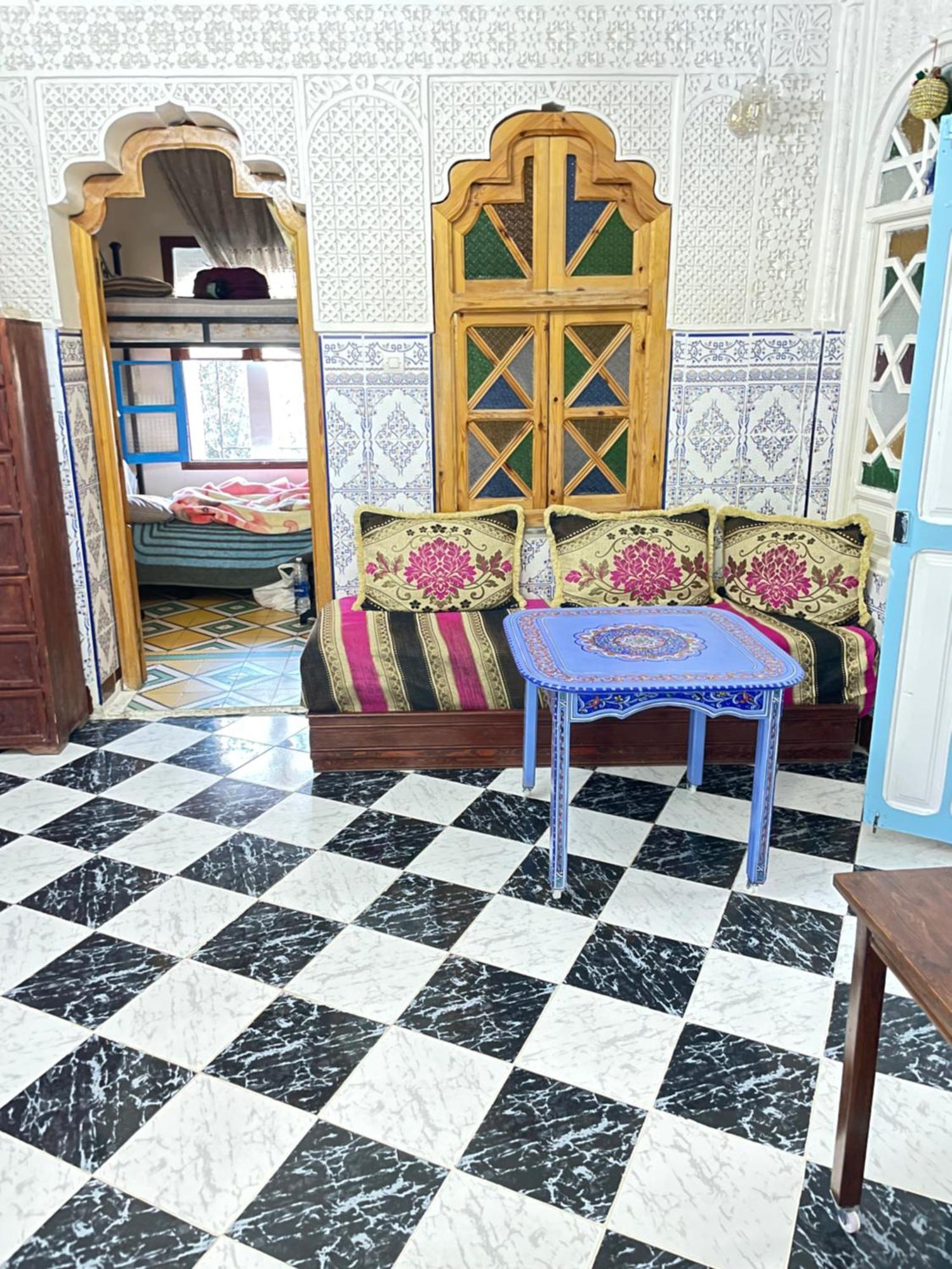 Aline Hostal Xauen
