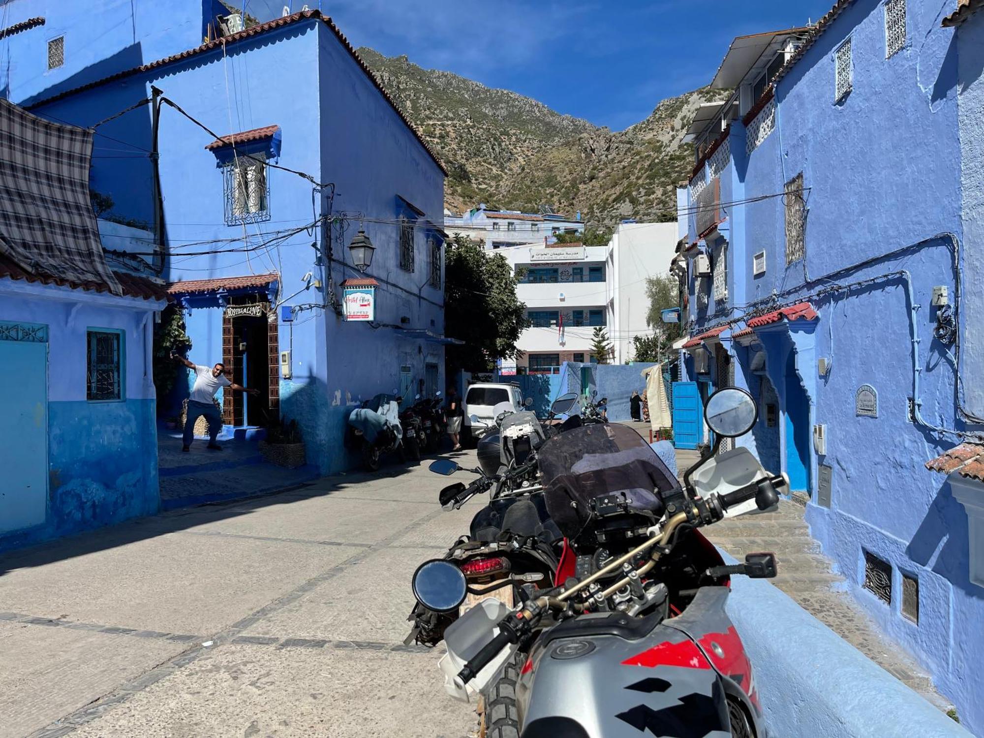 Aline Hostal